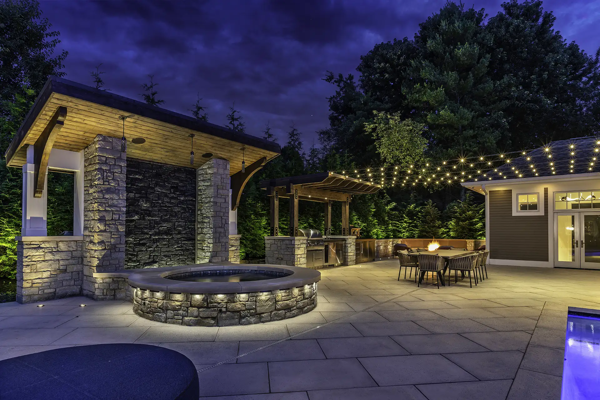Victory Lane image 8 pool spa outdoor kitchen porch dining area Lighthouse Outdoor Lighting and Audio OH Columbus Cincinnati Dayton