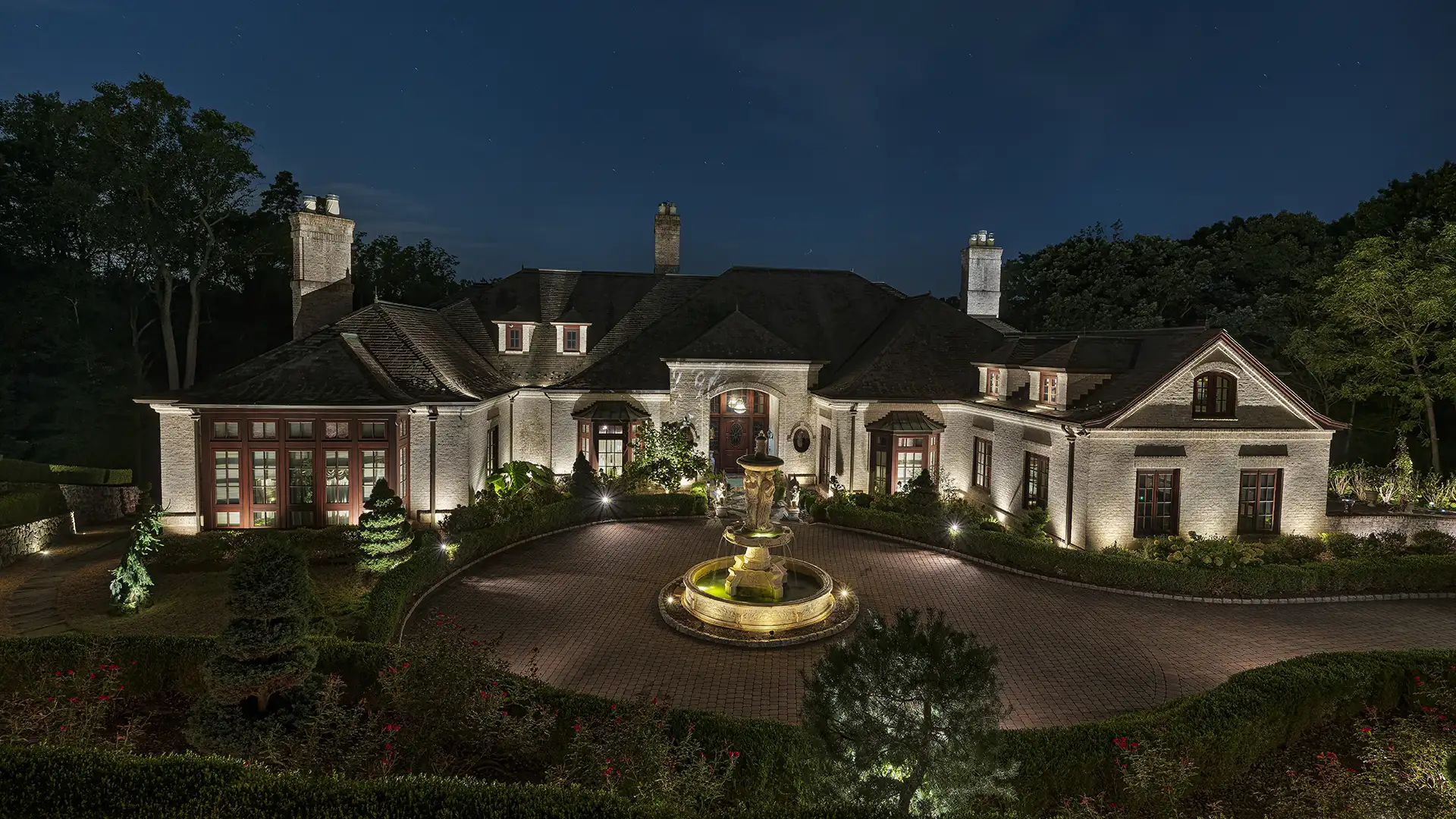 He residence image 3 front of house Lighthouse Outdoor Lighting and Audio Northern New Jersey