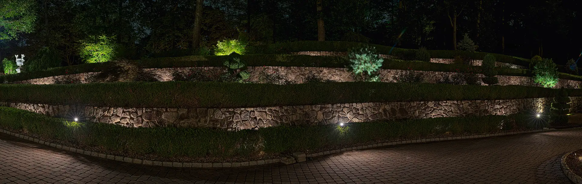 He residence image 1 wall landscape lighting Lighthouse Outdoor Lighting and Audio Northern New Jersey