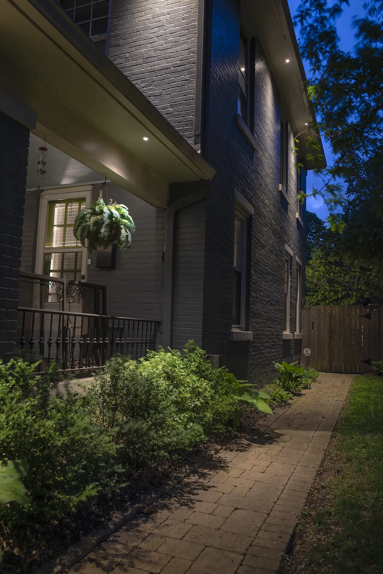 Skyles residence image 3 side of house walkway path Lighthouse Outdoor Lighting and Audio Delaware