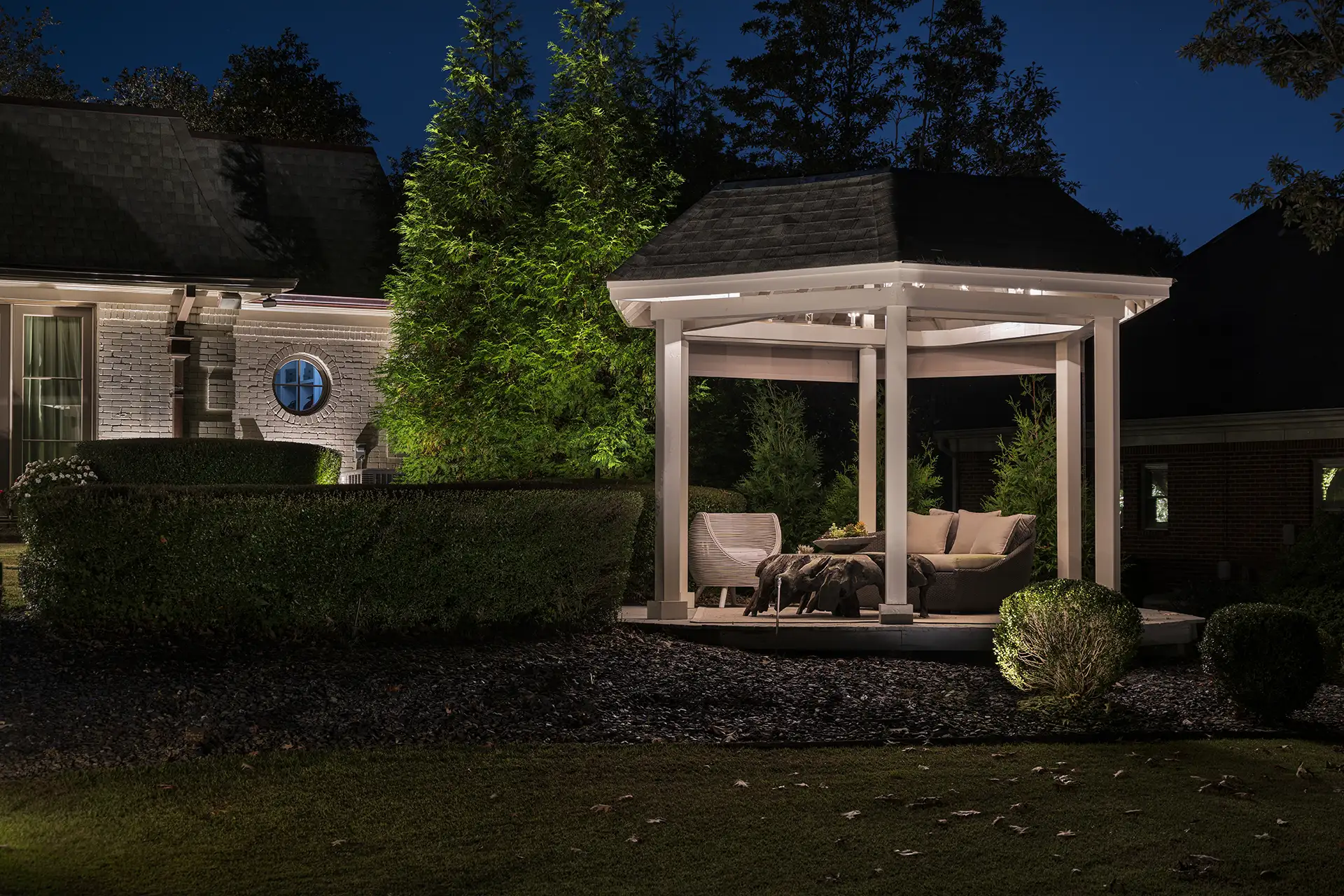 Winged Foot image 2 pergola seating Lighthouse Outdoor Lighting and Audio Jackson MS